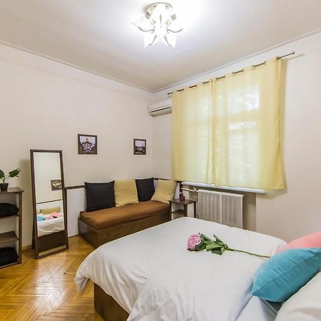 2Х-Кімнатна Квартира На Майдані Незалежності Kiev Extérieur photo