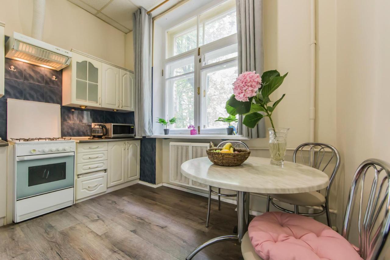 2Х-Кімнатна Квартира На Майдані Незалежності Kiev Extérieur photo