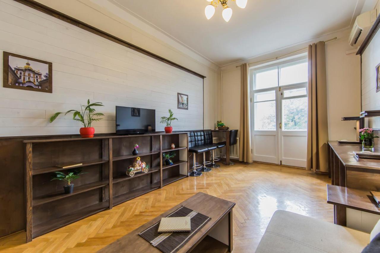 2Х-Кімнатна Квартира На Майдані Незалежності Kiev Extérieur photo