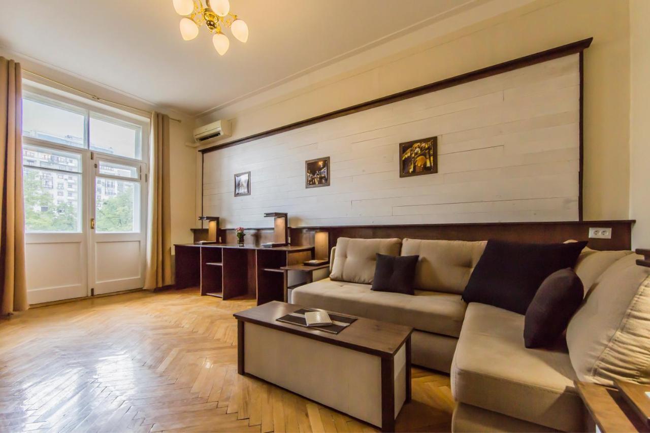 2Х-Кімнатна Квартира На Майдані Незалежності Kiev Extérieur photo