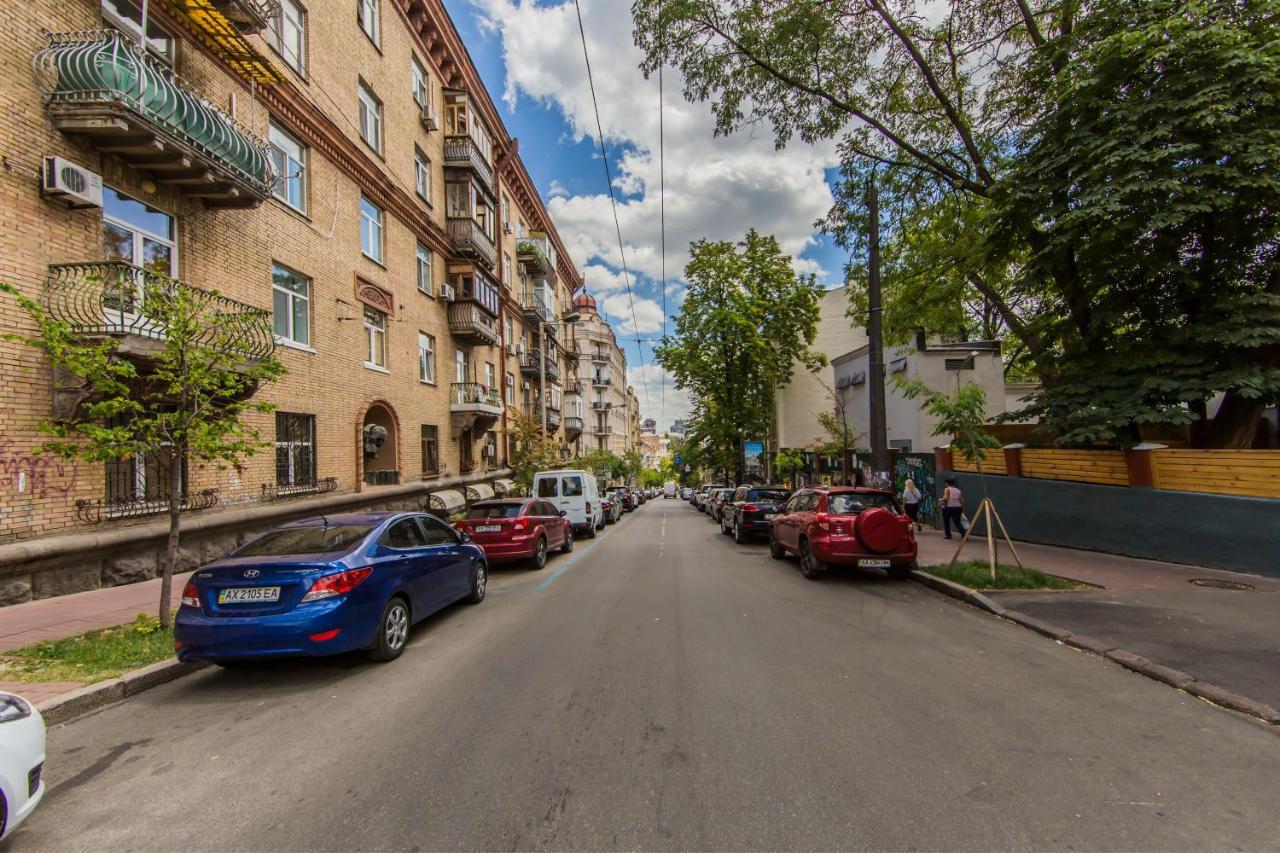 2Х-Кімнатна Квартира На Майдані Незалежності Kiev Extérieur photo